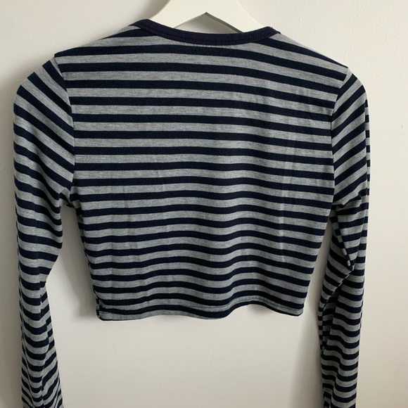 Striped notched crop tee - Picture 2 of 3